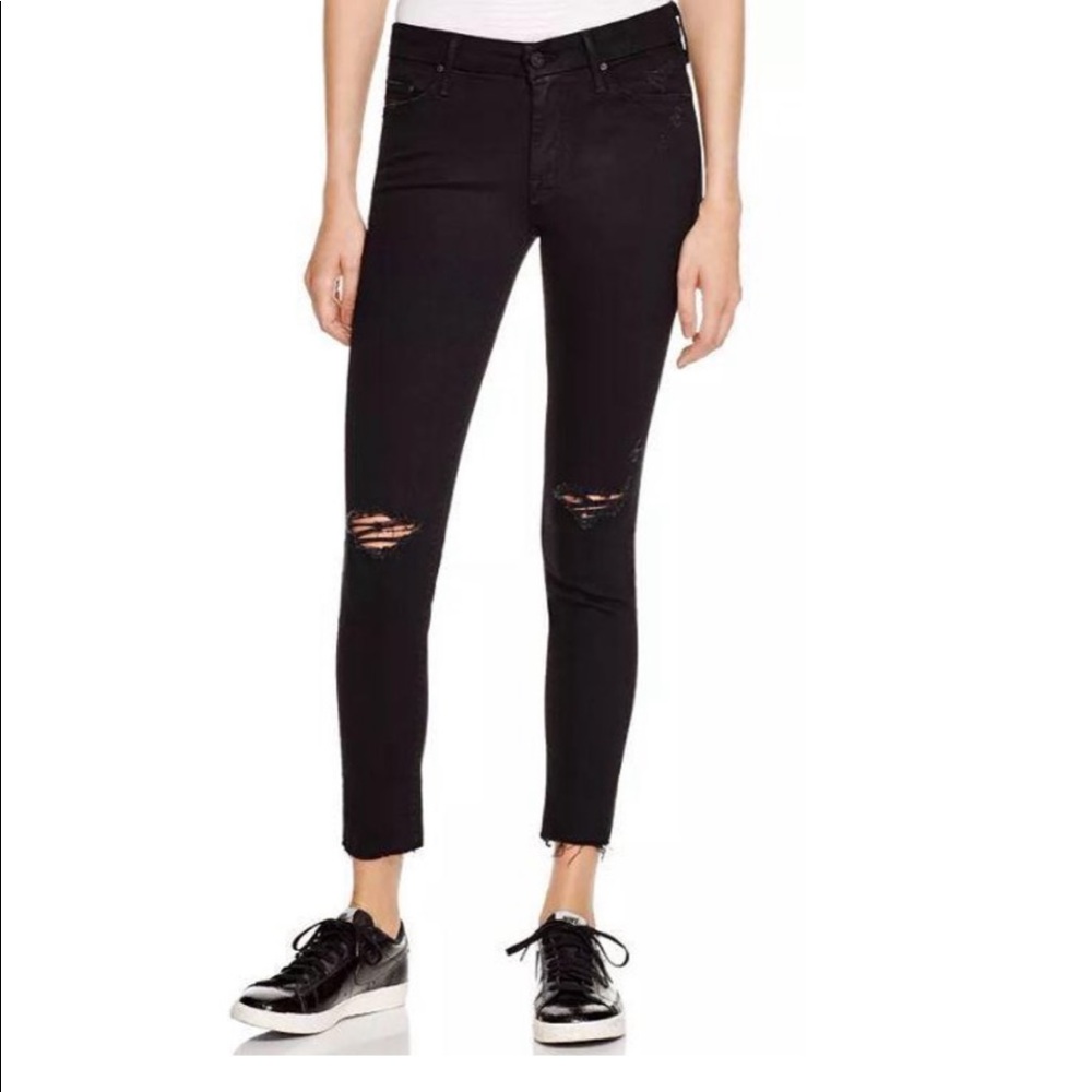 MOTHER Looker Ankle Fray Jeans in Guilty as Sin